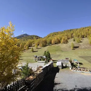 Casa Florin App Giumel Con Vista Sulle Montagne E Sulle Piste Da Sci Appartamento Livigno
